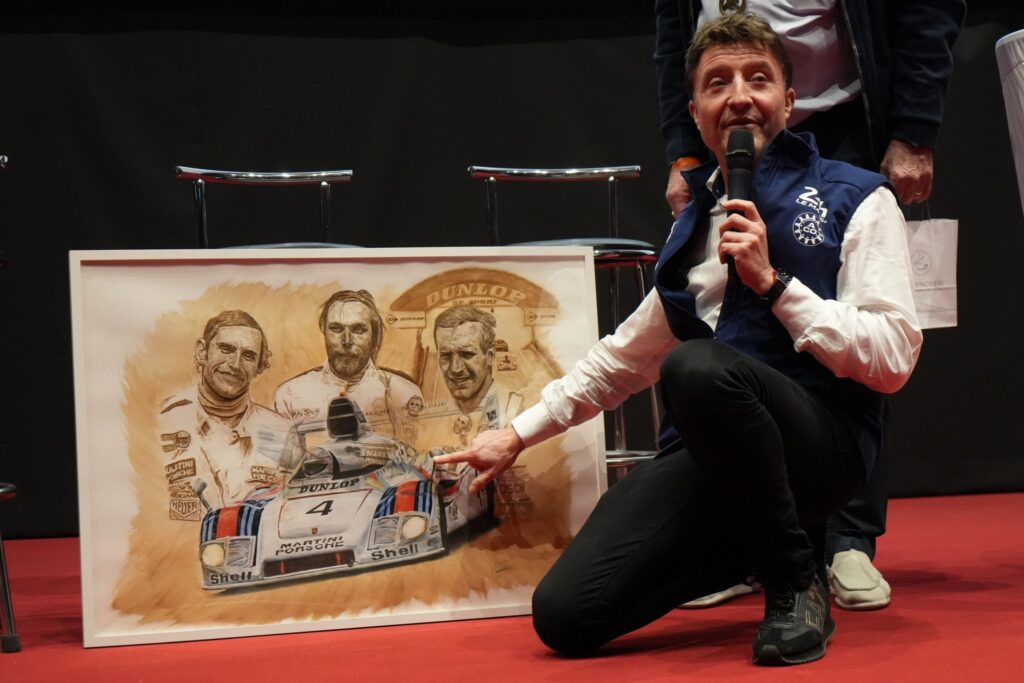 Bruno Vandestick commentant une anecdocte.